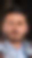 Une photo d’un participant qui veut faire connaissance et se marier