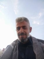 Une photo d’un participant qui veut faire connaissance et se marier