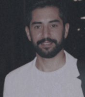 Une photo d’un participant qui veut faire connaissance et se marier