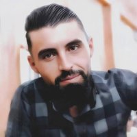 Une photo d’un participant qui veut faire connaissance et se marier