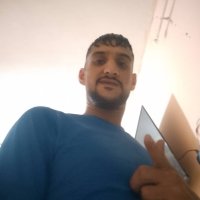 Une photo d’un participant qui veut faire connaissance et se marier