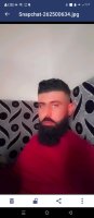 Une photo d’un participant qui veut faire connaissance et se marier